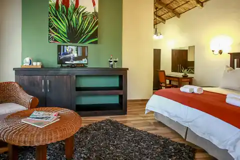 Woodlands Guest House - Aloe Executive Suite