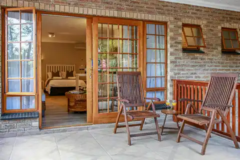 Woodlands Guest House - Family Suites