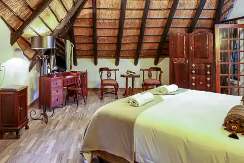 Woodlands Guest House - Heritage Luxury Suite