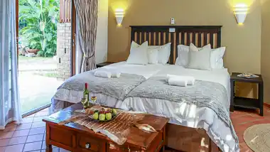 Woodlands Guest House - Twin Suites